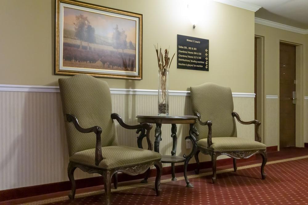 Hotel Brossard Zewnętrze zdjęcie