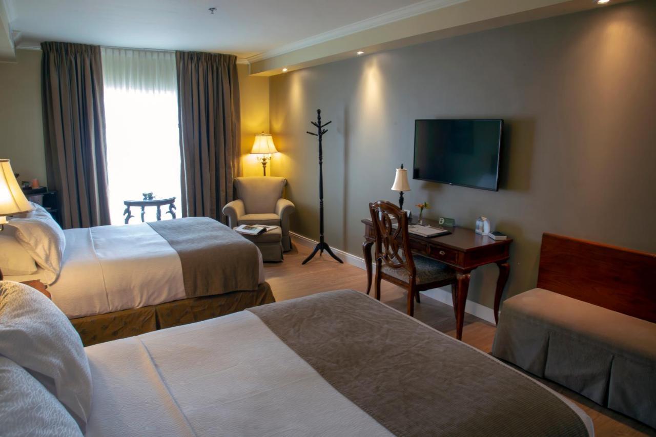 Hotel Brossard Zewnętrze zdjęcie