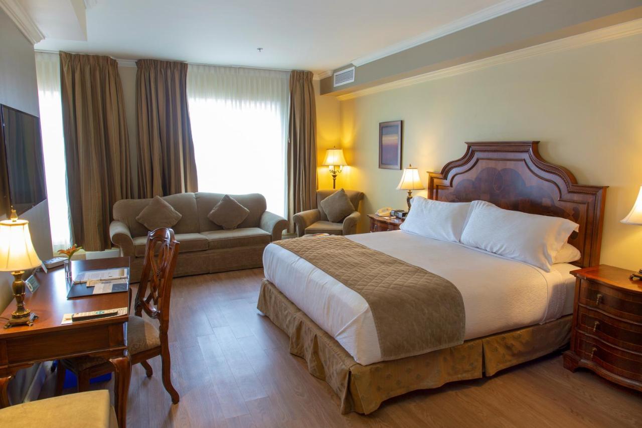 Hotel Brossard Zewnętrze zdjęcie