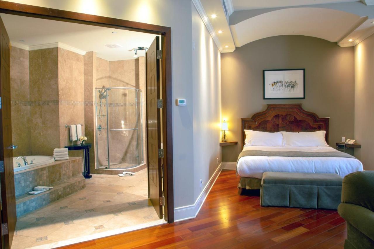 Hotel Brossard Zewnętrze zdjęcie